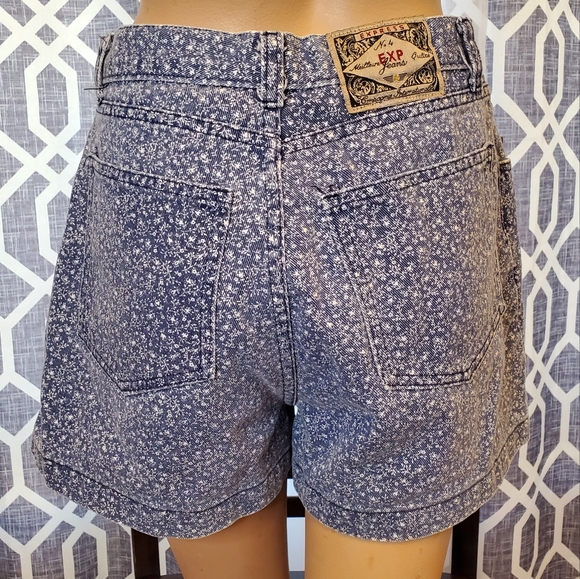 🔥HOST PICK🔥Vintage EXP Jean Shorts - Picture 2 of 3